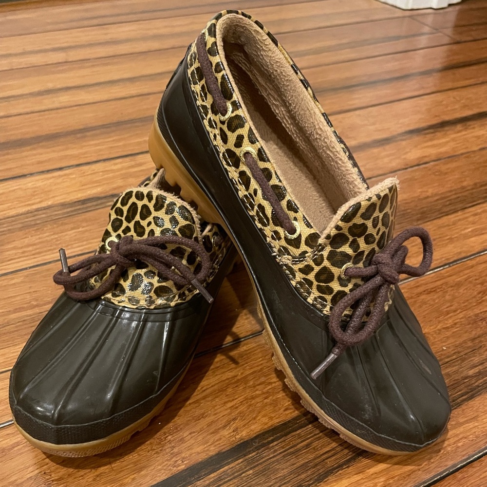 Sperry Cheetah Print Duck Boot Size 7